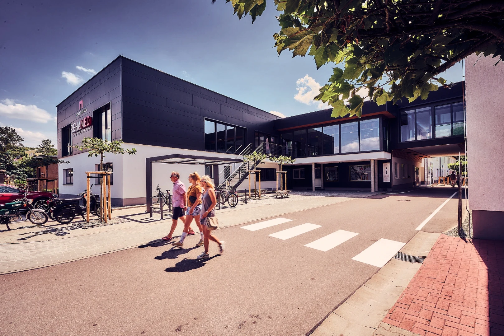 <p><a target="_blank" rel="noopener external" href="https://www.rehamed-altenburg.de/kursplan.html">Exclusiv heute</a></p>