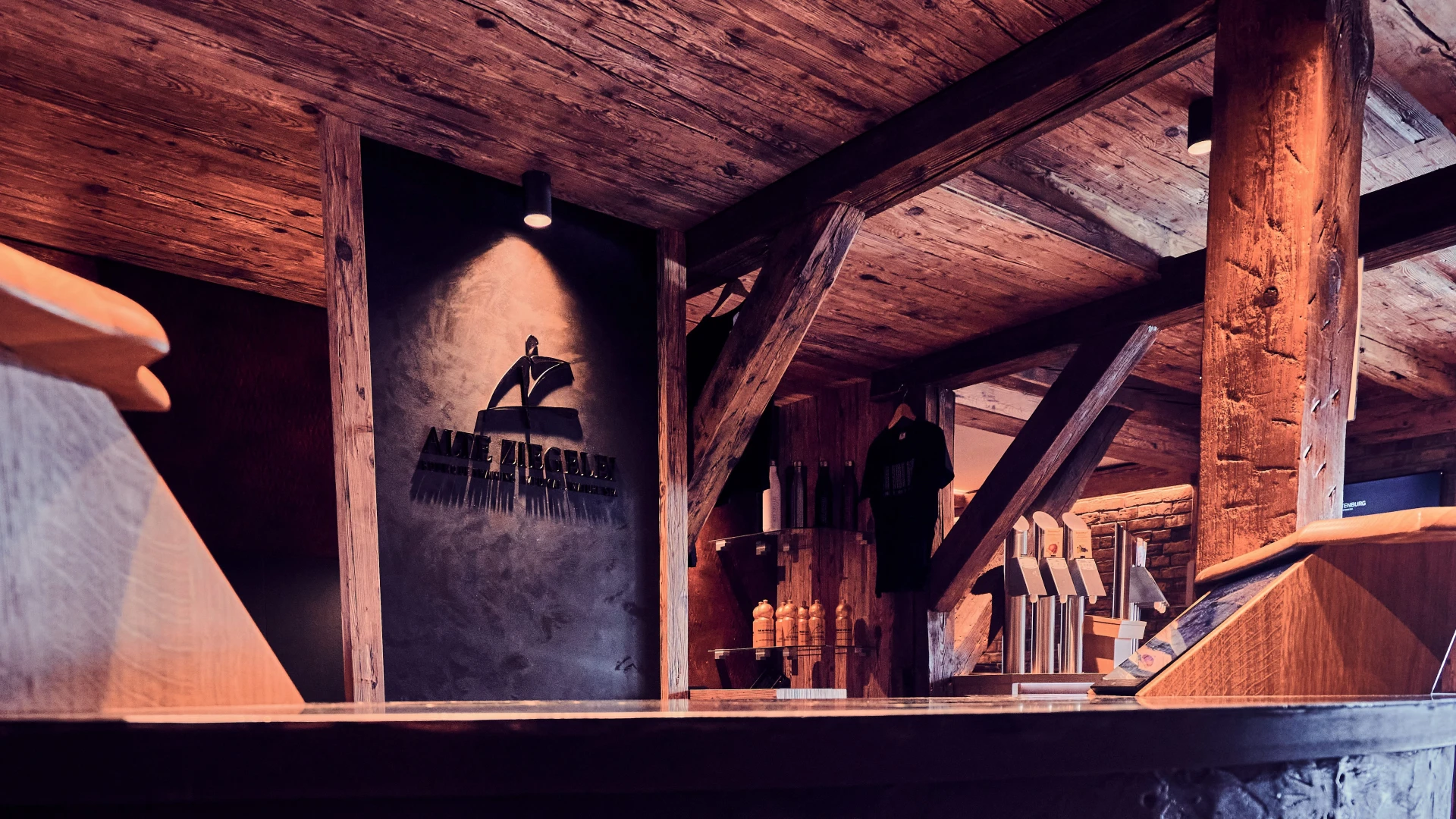 <p><a href="#">Kurssplan</a></p>